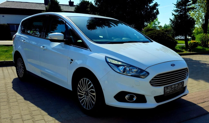 Ford S-Max cena 69999 przebieg: 196000, rok produkcji 2019 z Chojnice małe 596